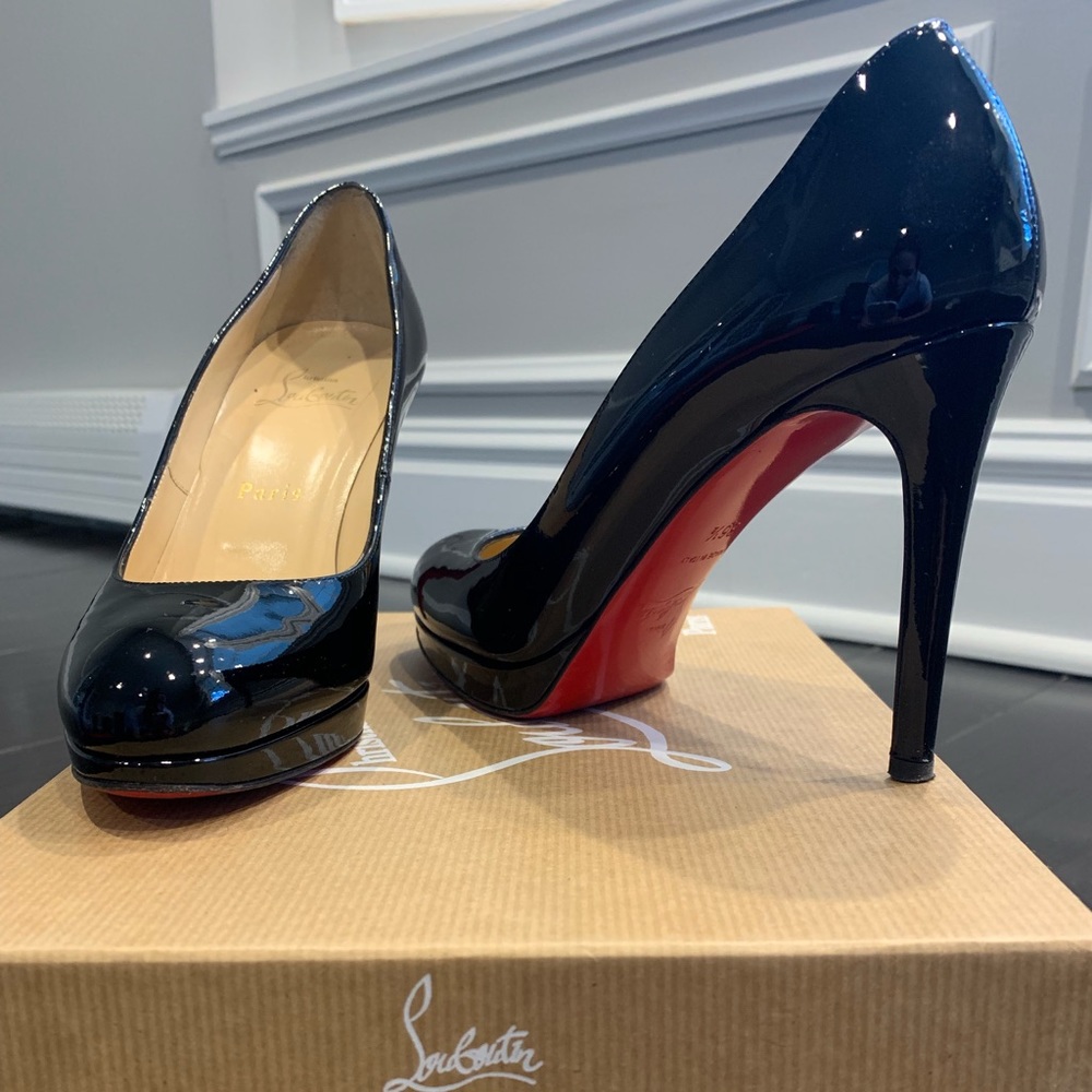 Christian Louboutin New Simple Pump
